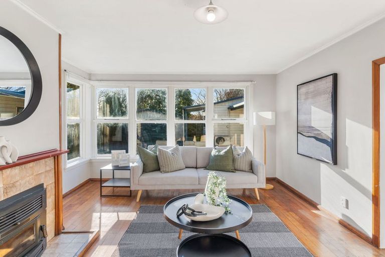 Photo of property in 18 Auburn Avenue, Upper Riccarton, Christchurch, 8041