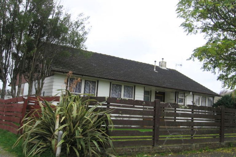 Photo of property in 29 Ellesmere Crescent, Highbury, Palmerston North, 4412