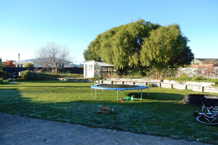 Photo of property in 9 Mersey Street, South Hill, Oamaru, 9400