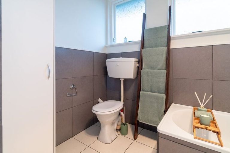 Photo of property in 5/113 Middlepark Road, Sockburn, Christchurch, 8042