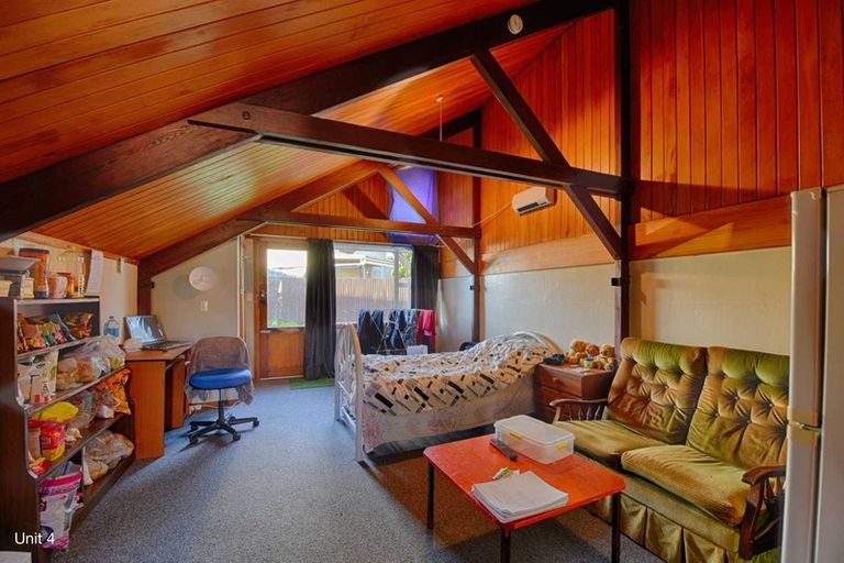 Photo of property in 1-5/7 Charlton Lane, Gore, 9710