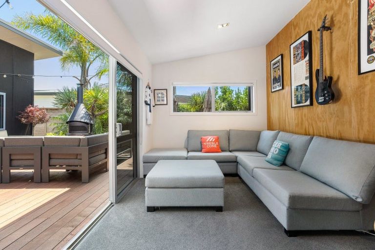 Photo of property in 209 Kiwi Road, Whangamata, 3620