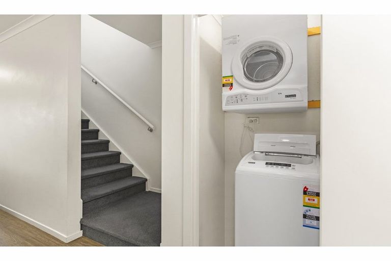 Photo of property in 11 Chiefs Court, Hamilton East, Hamilton, 3216