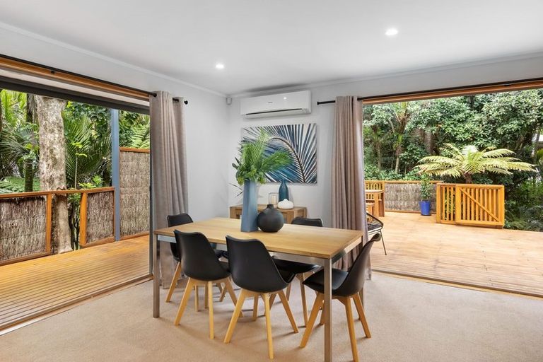 Photo of property in 47 Wood Bay Road, Titirangi, Auckland, 0604