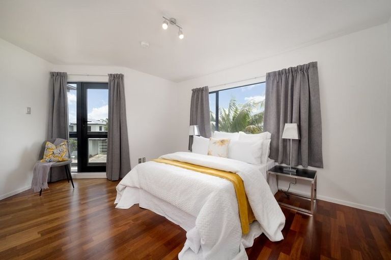 Photo of property in 8/2 Armoy Drive, East Tamaki, Auckland, 2016