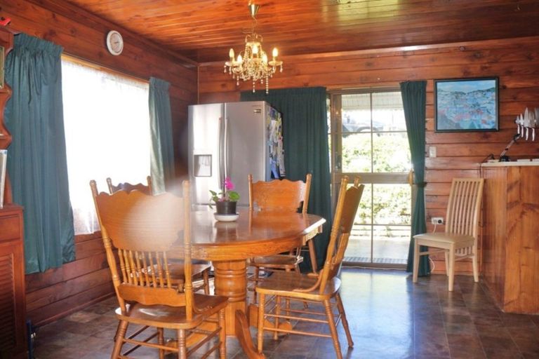 Photo of property in 207 Marsden Point Road, Ruakaka, 0116