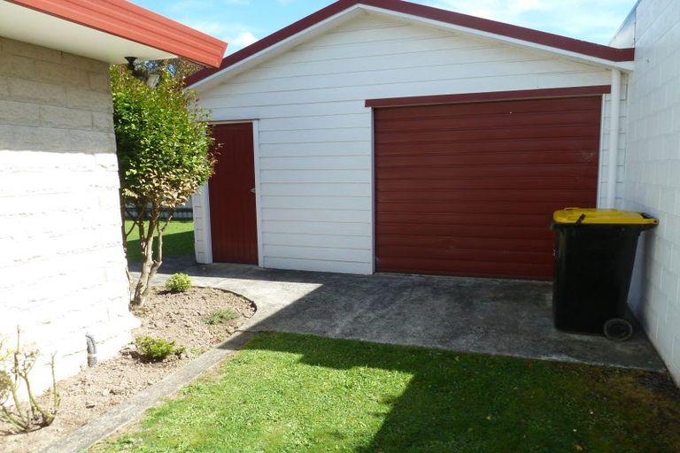 Photo of property in 12 Willowbank Crescent, Feilding, 4702