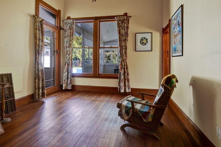 Photo of property in 8 Hadfield Street, Patea, 4520