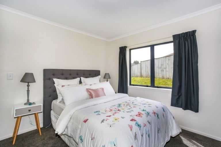 Photo of property in 5 Kokako Rise, Papakura, 2110