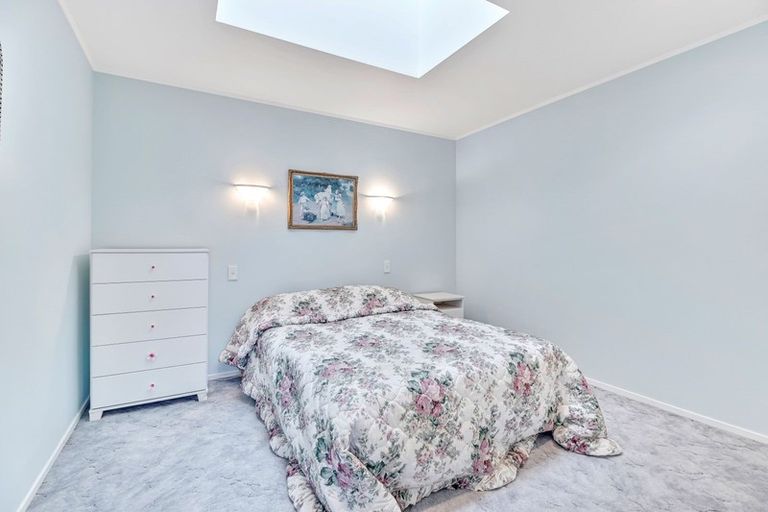 Photo of property in 10 Tytus Place, Conifer Grove, Takanini, 2112