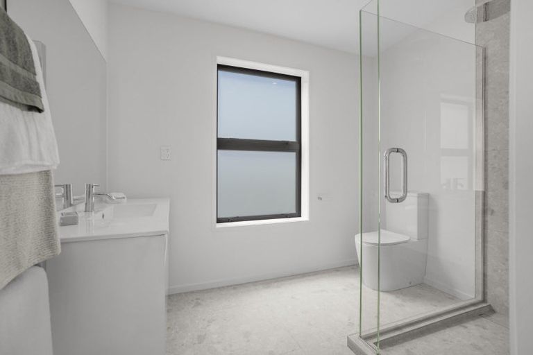 Photo of property in 2 Pascoe Avenue, Paremata, Porirua, 5026