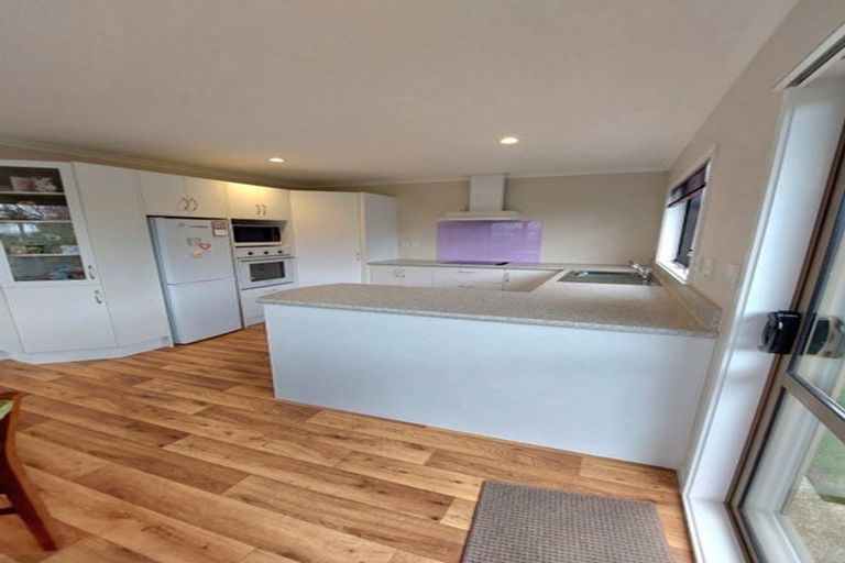 Photo of property in Trackside Villas, 50/91 Mako Mako Road, Levin, 5510