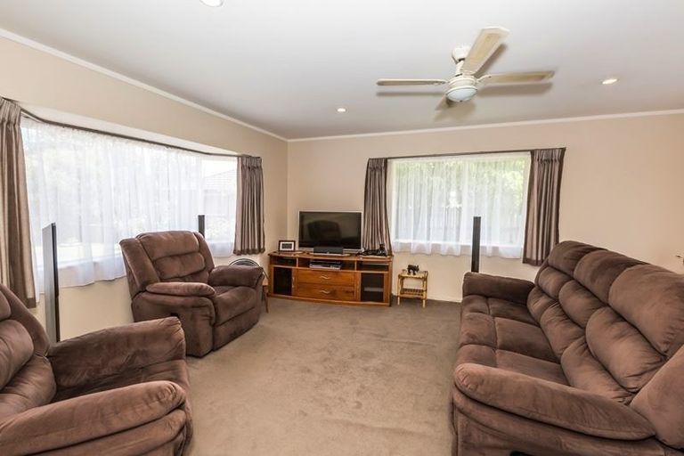 Photo of property in 168 Queen Street, Waiuku, 2123
