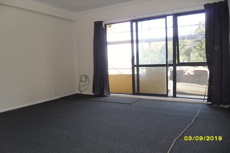 Photo of property in 4 London Road, Korokoro, Lower Hutt, 5012