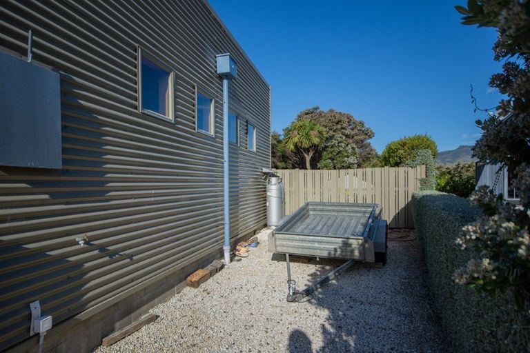 Photo of property in 33 Seaview Lane, Wainui, French Farm, 7582