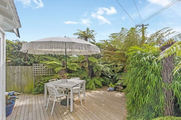 Photo of property in 144 Esplanade, Sumner, Christchurch, 8081