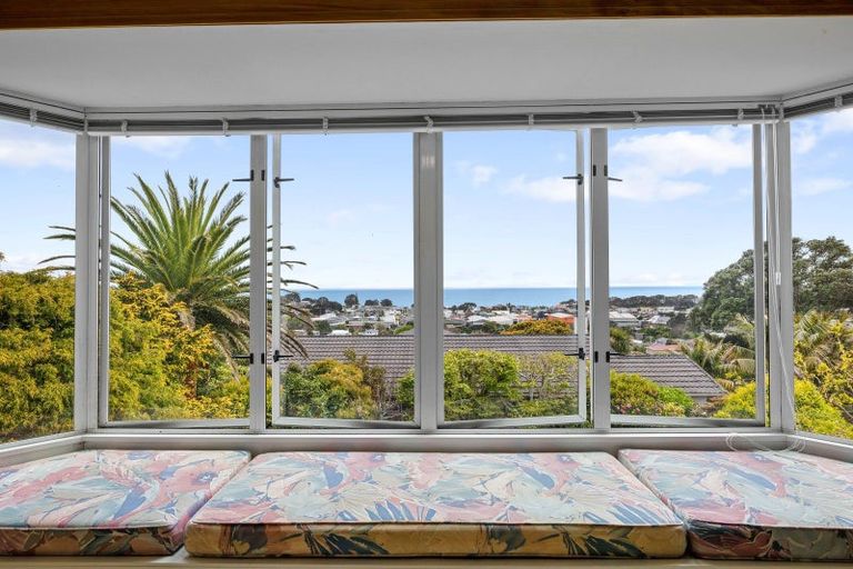 Photo of property in 81 Belt Road, New Plymouth, 4310