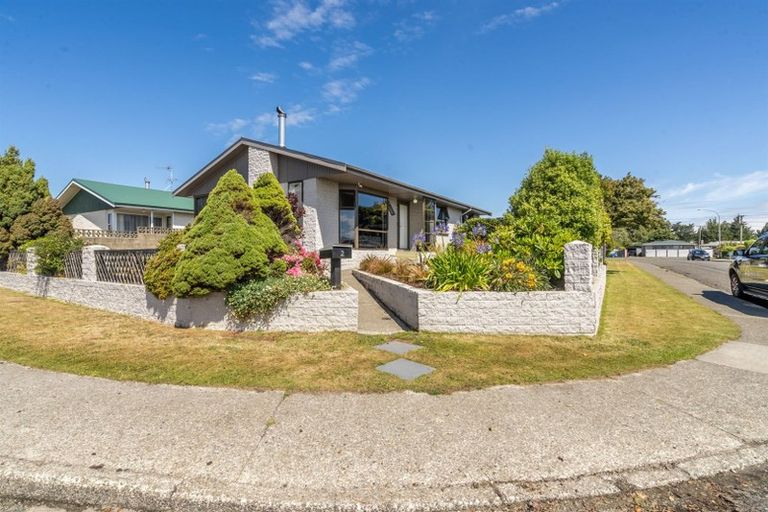 Photo of property in 2 Marshall Street, Strathern, Invercargill, 9812
