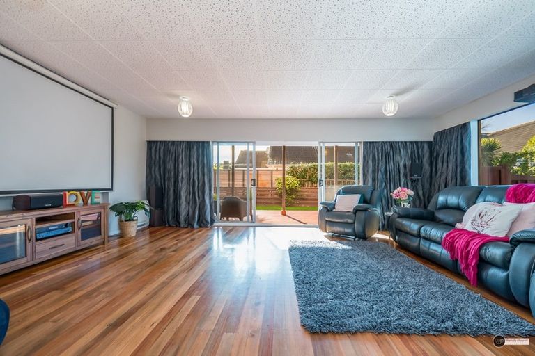 Photo of property in 118a Woburn Road, Woburn, Lower Hutt, 5010