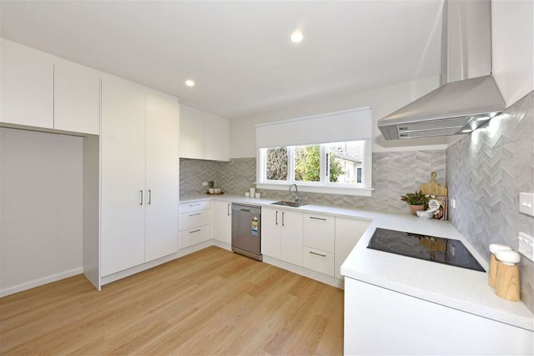 Photo of property in 1/111 Vagues Road, Northcote, Christchurch, 8052