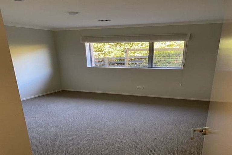 Photo of property in 8 Beachwood Drive, Hatfields Beach, Orewa, 0931