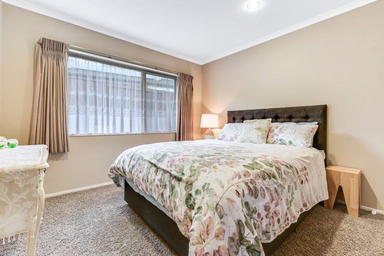 Photo of property in 27 Heathfield Avenue, Huntington, Hamilton, 3210