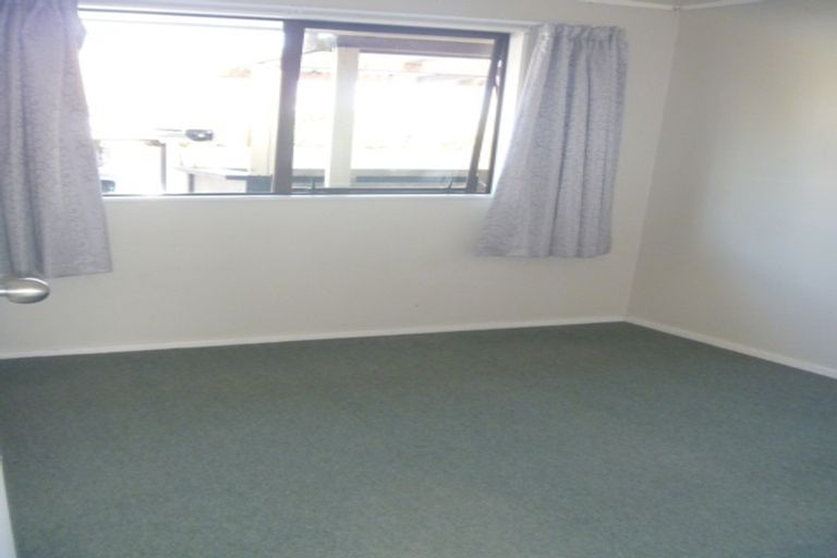 Photo of property in 2/59 Fernaig Street, Papakura, 2110