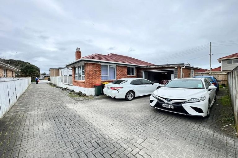 Photo of property in 1/24 Overton Road, Papatoetoe, Auckland, 2025