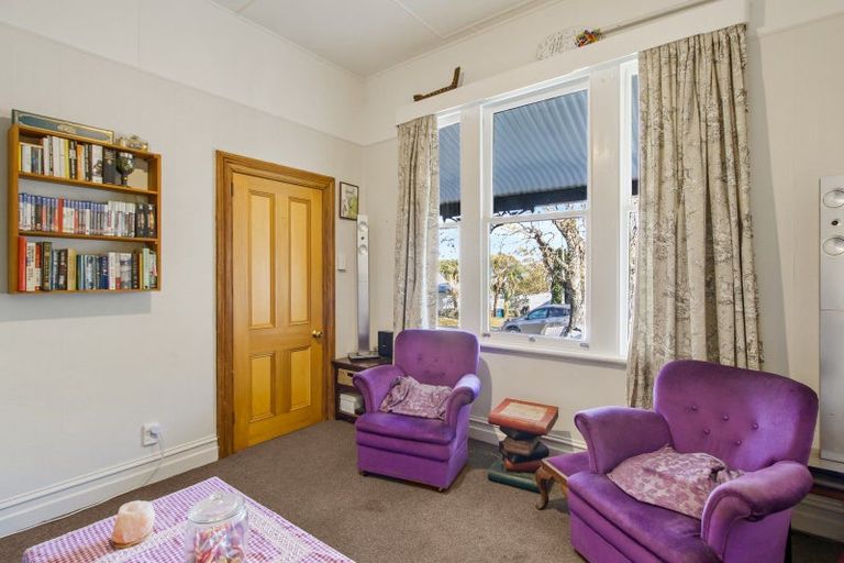 Photo of property in 16 Memorial Avenue, Parkside, Timaru, 7910