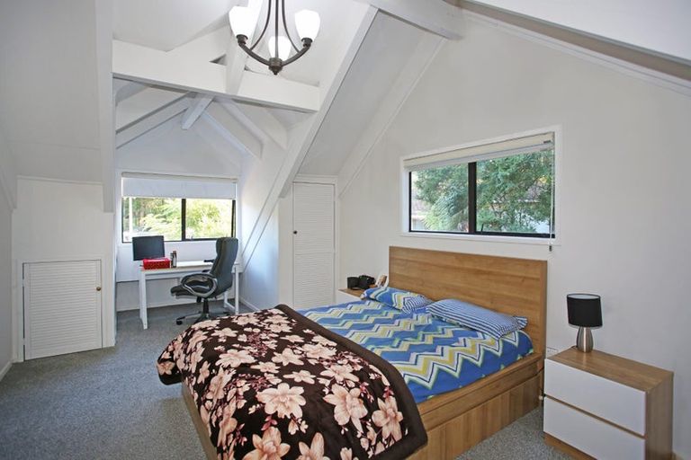 Photo of property in 30 Paulownia Place, Totara Heights, Auckland, 2105