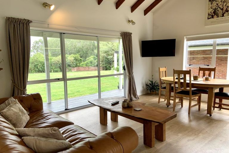 Photo of property in 68 Johns Road, Belfast, Christchurch, 8051