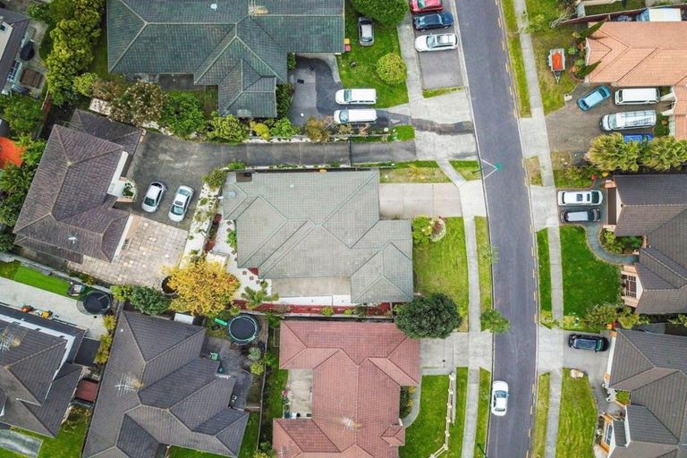 Photo of property in 4 Stornaway Drive, Flat Bush, Auckland, 2016