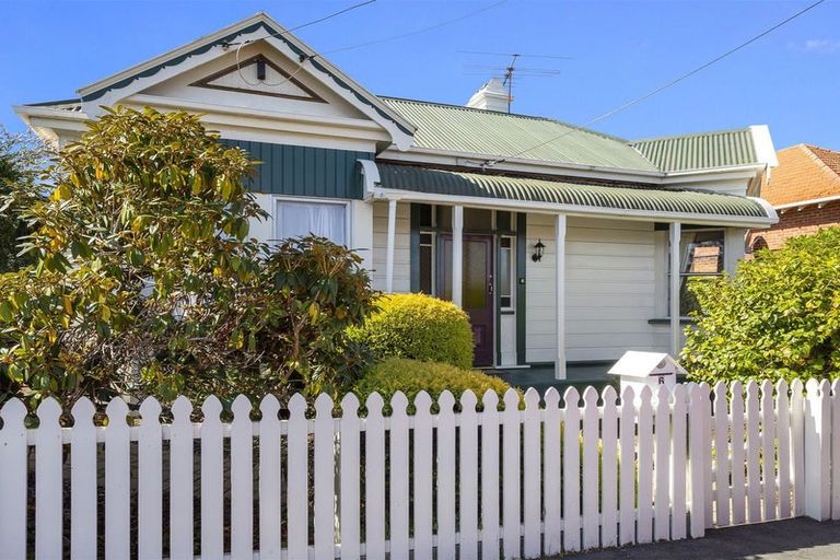 Photo of property in 6 Bernard Street, Kenmure, Dunedin, 9011