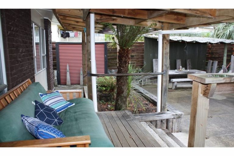 Photo of property in 2/23 Ford Avenue, Te Kamo, Whangarei, 0112