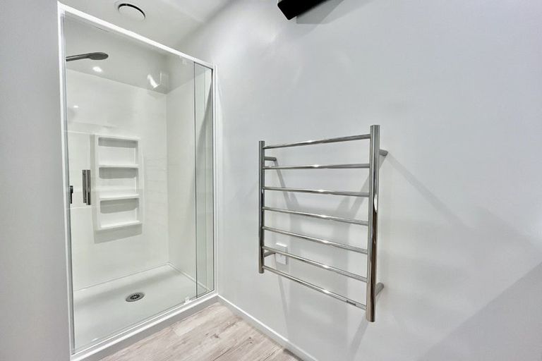 Photo of property in 2/77 Lismore Street, Waltham, Christchurch, 8011