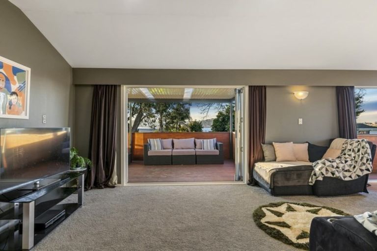 Photo of property in 9a Scott Avenue, Mangere Bridge, Auckland, 2022