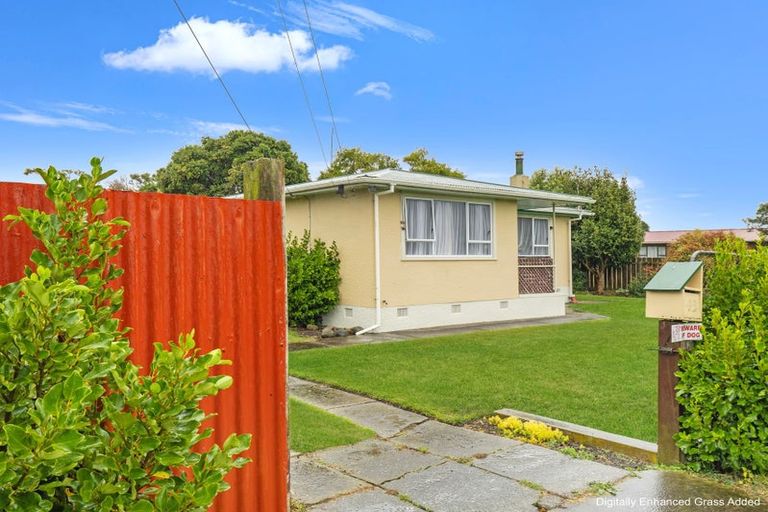 Photo of property in 43 Fookes Street, Waverley, 4510