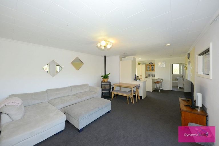 Photo of property in 35 Warren Crescent, Hillmorton, Christchurch, 8025