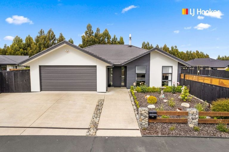 Photo of property in 78 Severn Street, Green Island, Dunedin, 9018