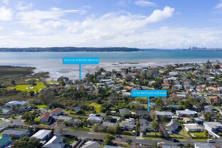 Photo of property in 5/19 Bayside Avenue, Te Atatu Peninsula, Auckland, 0610