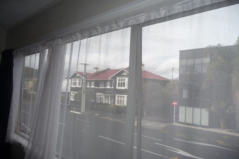 Photo of property in Eden Heights Apartments, 1c/94 Dominion Road, Mount Eden, Auckland, 1024