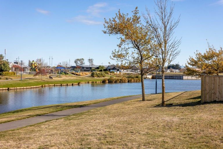 Photo of property in 1 The Esplanade, Pegasus, 7612