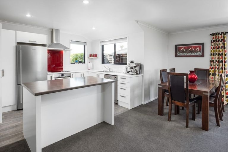 Photo of property in 17 Algarve Close, Blenheim, 7201