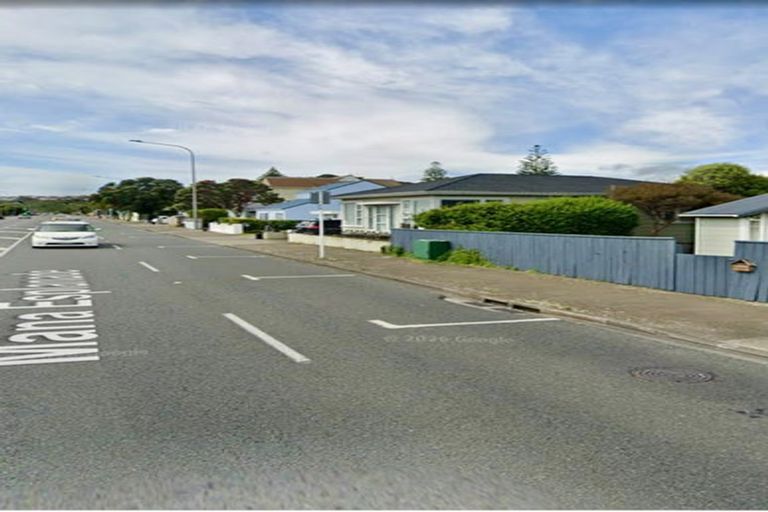 Photo of property in 38 Mana Esplanade, Paremata, Porirua, 5026