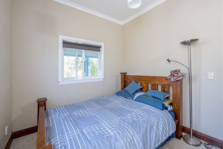 Photo of property in 34 Kirk Street, Otaki, 5512