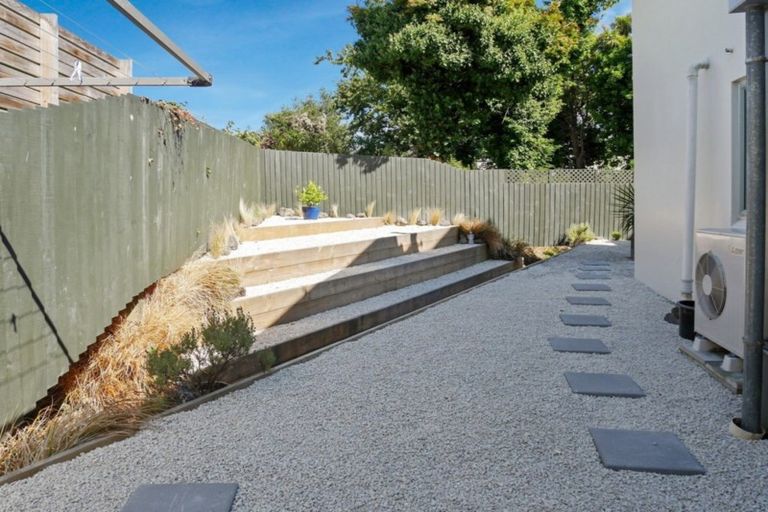 Photo of property in 9/86 Brockworth Place, Riccarton, Christchurch, 8011