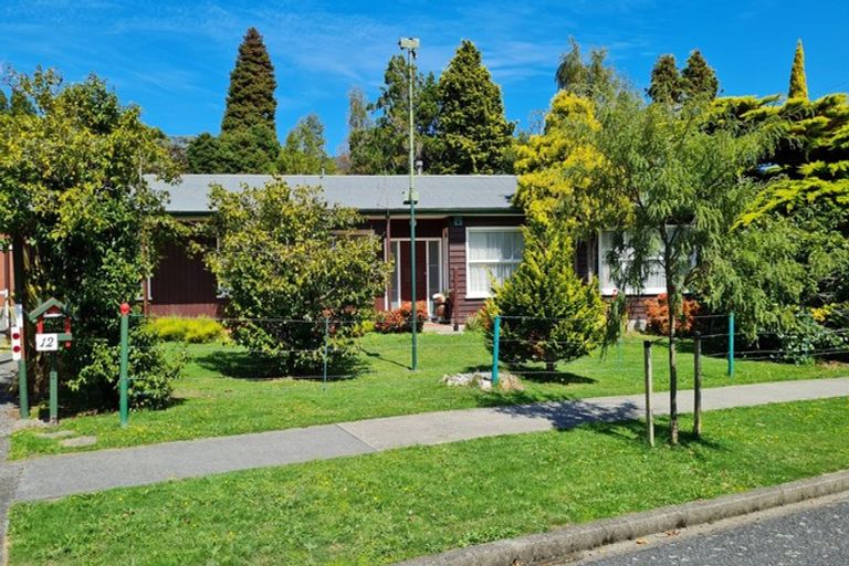 Photo of property in 12 Manuka Street, Stokes Valley, Lower Hutt, 5019