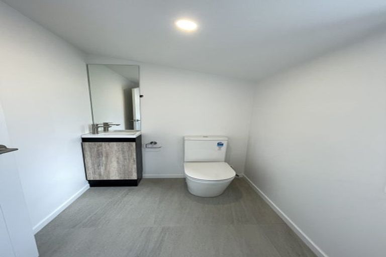 Photo of property in 65b Sunrise Avenue, Murrays Bay, Auckland, 0630