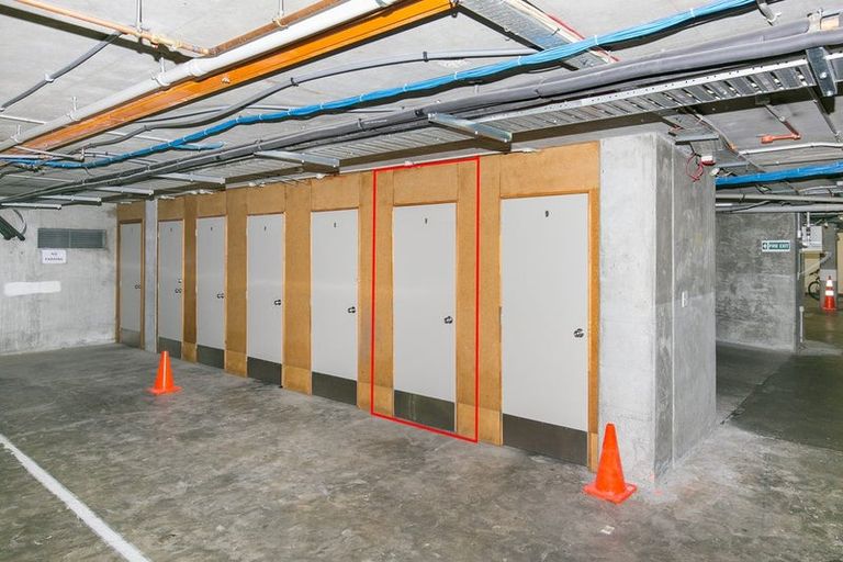 Photo of property in 8/17 Adelaide Road, Mount Cook, Wellington, 6021