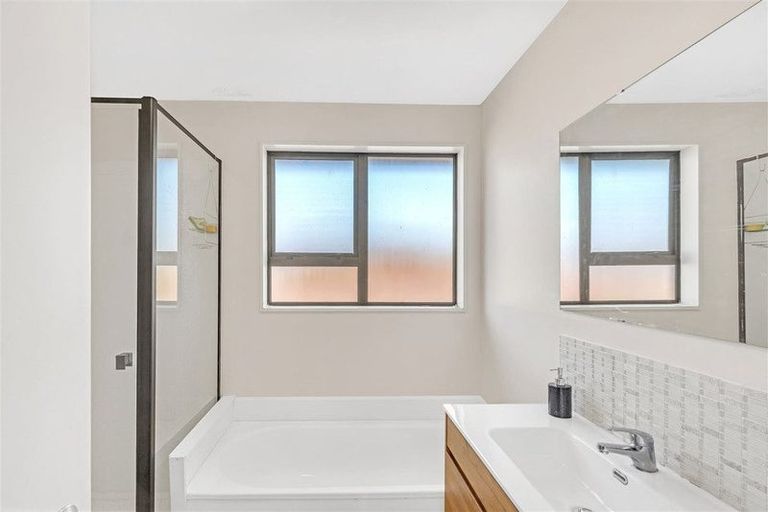 Photo of property in 1/32 England Street, Phillipstown, Christchurch, 8011